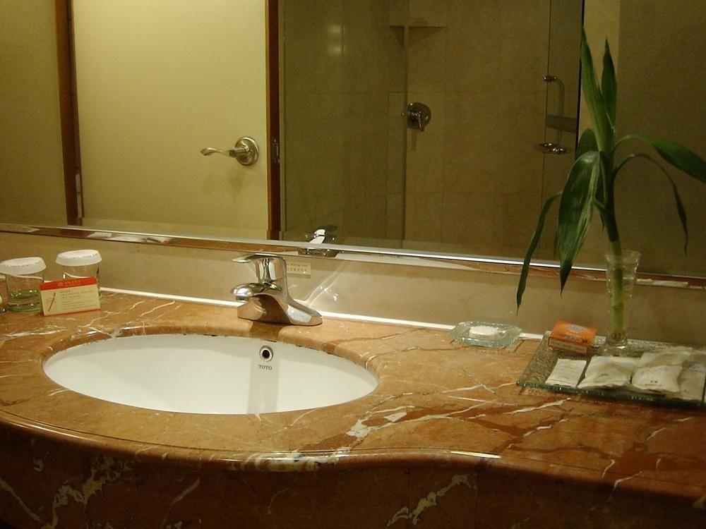 Guangdong Pearl Garden Hotel Гуанчжоу Экстерьер фото