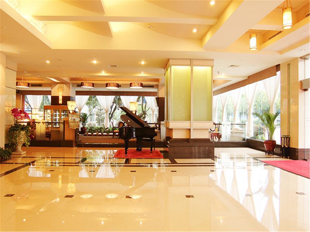 Guangdong Pearl Garden Hotel Гуанчжоу Экстерьер фото